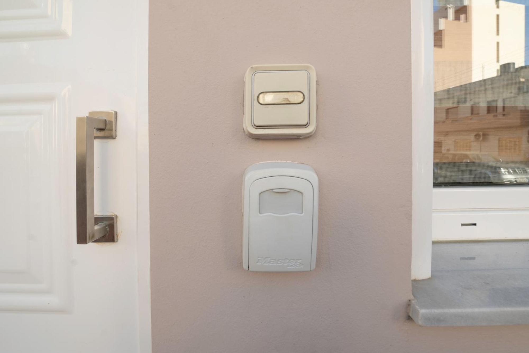 Neon Apartment, Modern, High Quality, Central Apt, Heraklion City 외부 사진